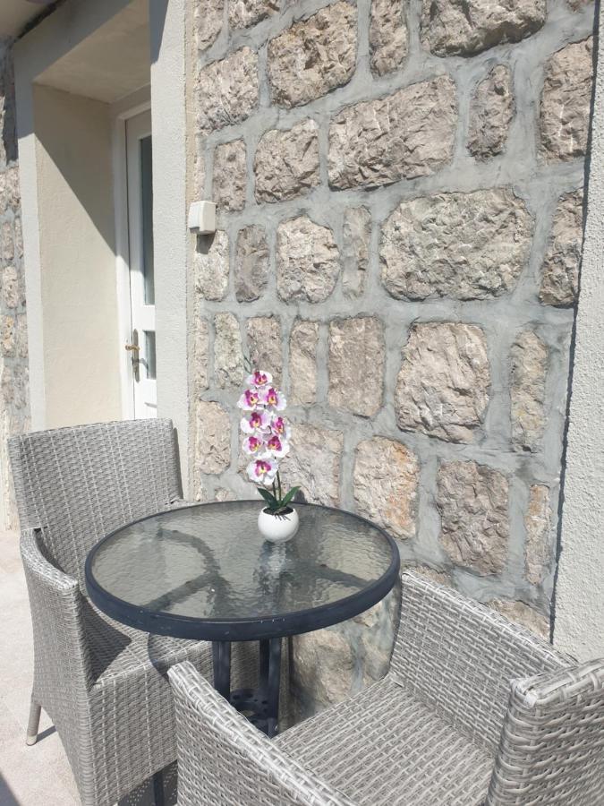 Savic Apartments Kotor Exterior photo